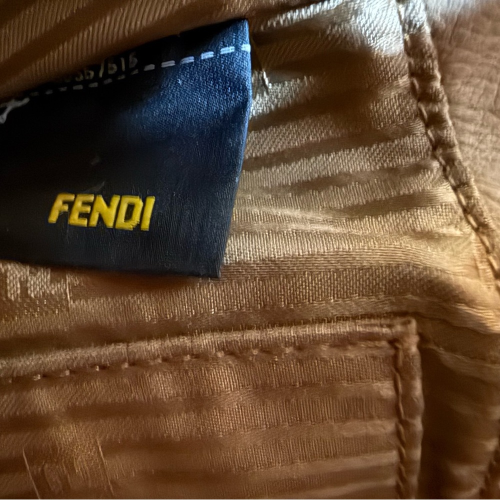 Fendi Beige Crossbody Bag with Gold Chain - Picture 13 of 17